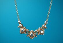 Çevrimiçi Alışveriş: Resimli Kolye ve Diğer E-Ticaret İpuçları Online Shopping: Illustrated Necklace and Other E-Commerce Tips